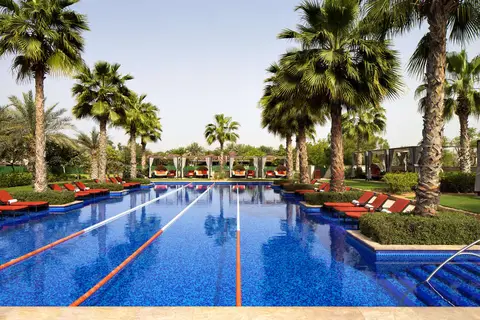 Vogo Abu Dhabi Golf Resort & Spa in مدينة خليفة