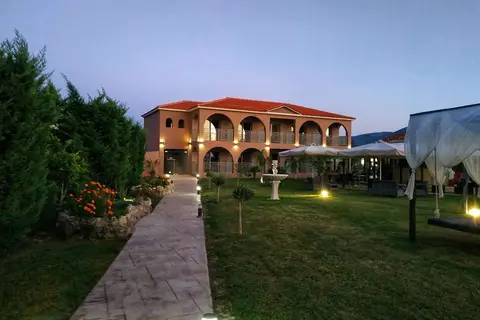 Castello Suites & Eleni's Garden in Alykanas — foto 10