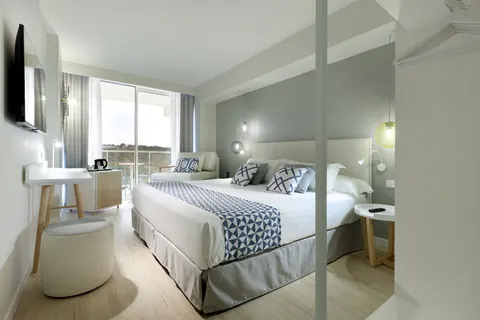 Palladium Hotel Menorca in es Mercadal — foto 3