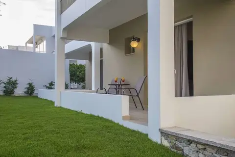 Agrelli Hotel in Καρδάμαινα — foto 12
