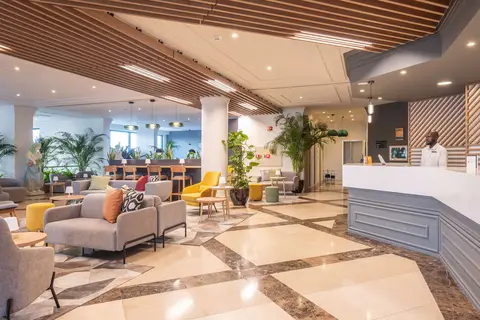 Holiday Inn Algarve Albufeira in Albufeira — foto 5