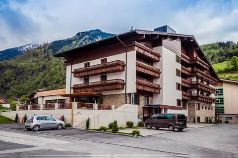 Hotel Victoriya in Kaprun — foto 14