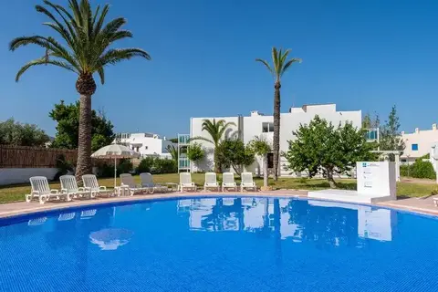 Aparthotel Vibra Club Maritim in Sant Josep de sa Talaia