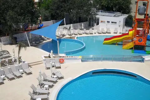 Sofianna Resort & Spa in Paphos — foto 3