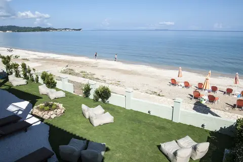 Cressida Seaside Apartments in Αχαράβη — foto 6