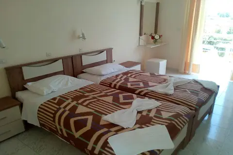 Leonidas Hotel & Studios in Kos-Stad — foto 25