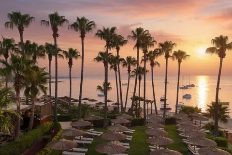 Cavo Maris Beach Hotel in Παραλίμνι — foto 15