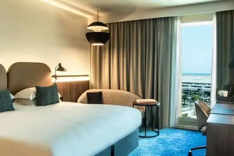Crowne Plaza Nice Grand Arenas in Nice — foto 2