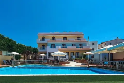 Thalassi Hotel in Σφακάκι — foto 28