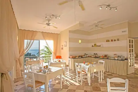 Aurora Beach Hotel Corfu in Άγιος Ιωάννης — foto 5