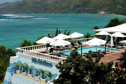 Le Relax Hotel & Restaurant in Anse Royale — foto 2