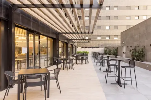 Hotel ILUNION San Mamés in Bilbao — foto 6