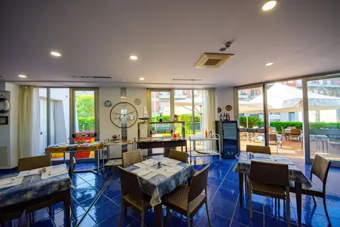 Astro Suite Hotel in Cefalu — foto 7