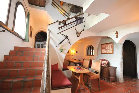 Family Hotel Schloss Rosenegg foto 9