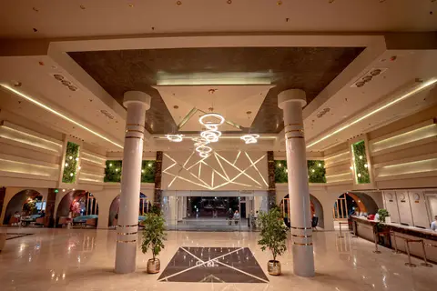 Aladdin Beach Resort in Al Hadaba, foto 23