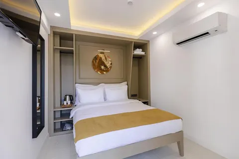 Kiana Kaleici foto 4