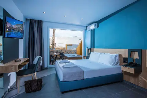 Enorme Infinity Beach in Chersonissos, foto 17