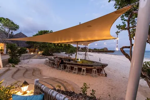 Chale Island Resort in Kasemeni ward — foto 5