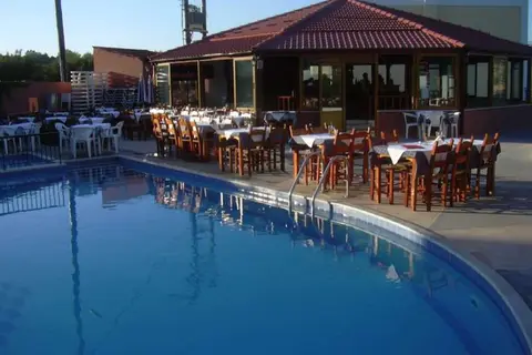 Camari Garden Hotel & Appartementen in Gerani — foto 13
