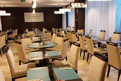 Hotel Occidental Praha Five in Praag — foto 7