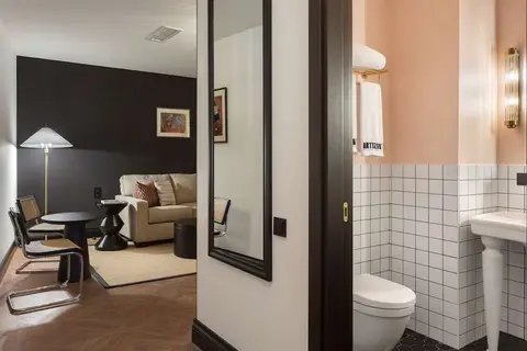 Artizan Design Hotel in Tbilisi — foto 11
