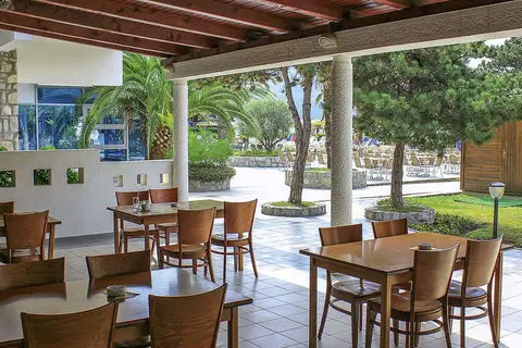 Hotel Montenegro Beach Resort in Bečići — foto 11