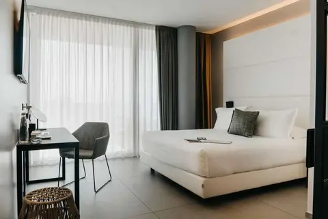 J44 Lifestyle in Jesolo, foto 3