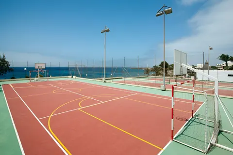 Fly & Go SBH Royal Monica in Yaiza — foto 27