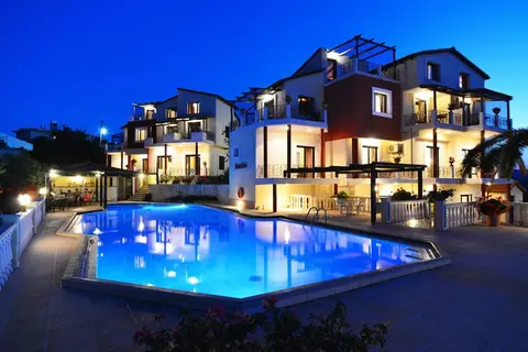 Antilia Apartments in Tavronitis — foto 2