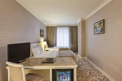 Elite World Comfy İstanbul Taksim Hotel in Beyoğlu — foto 2