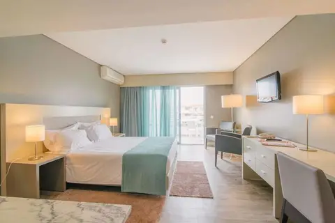 Aqualuz Lagos by The Editory in Lagos, foto 3