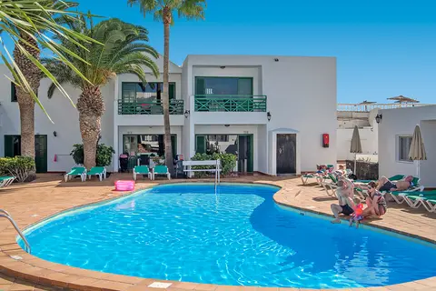 Rocas Blancas Apartments in Puerto del Carmen — foto 4