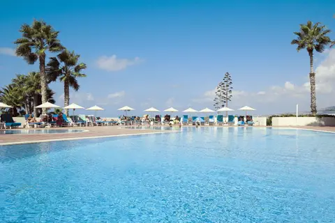 Cynthiana Beach in Paphos — foto 14