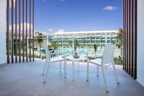 Serenade Punta Cana in Salvaleón de Higüey — foto 10