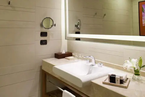 Eastin Grand Hotel Sathorn in Bangkok — foto 23
