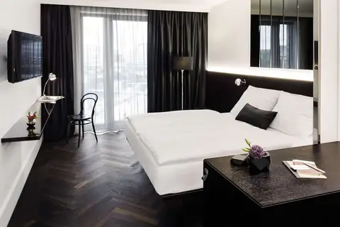 Hotel AMANO Grand Central in Berlijn — foto 2
