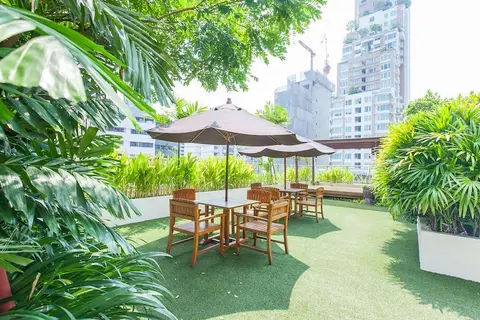 Oakwood Residence Sukhumvit 24 in Bangkok — foto 8