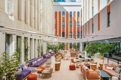 Hotel ibis Styles Sevilla Santa Justa in Sevilla — foto 4