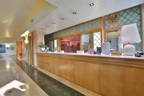 Hotel Oliveto in Desenzano del Garda — foto 15