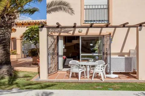 Ramada Hotel & Suites by Wyndham Costa del Sol foto 38