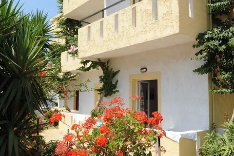 Stelios Residence Apartments in Δημοτική Ενότητα Μαλίων — foto 4