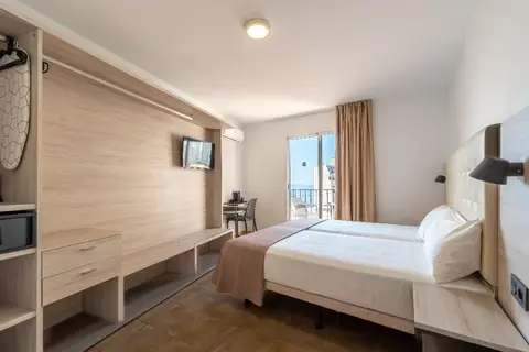 Hotel Queens in Benidorm — foto 7