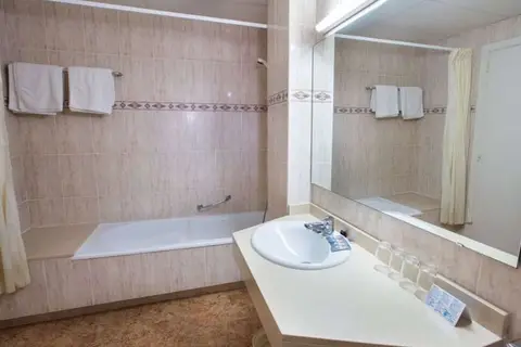 Hotel Costa Brava Blanes in Blanes — foto 13