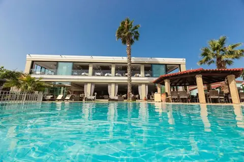 Aparthotel Robolla Beach in Ρόδα — foto 12