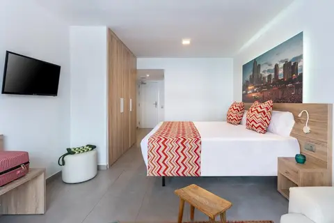 Hotel Vibra Bossa Flow in Sant Jordi de ses Salines — foto 2