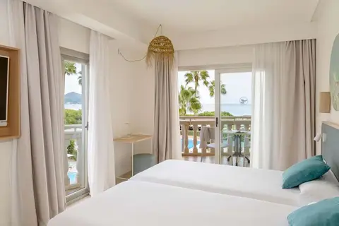 Fly & Go Iberostar Selection Albufera Playa in Alcudia — foto 22