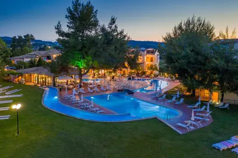 Zeus Eleva Kassandra Lagoon in Renaissance Hanioti Resort, foto 8