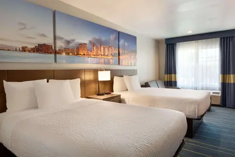 Days Inn & Suites by Wyndham Anaheim At Disneyland Park in Anaheim, foto 11