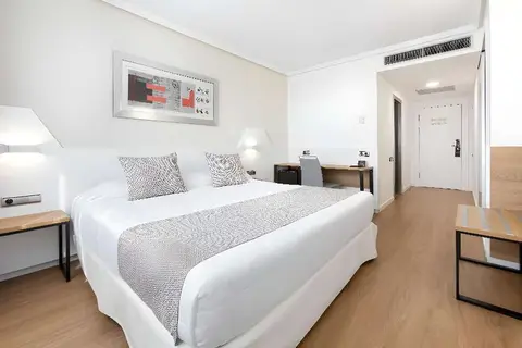 Alexandre Hotel FrontAir Congress in Sant Boi de Llobregat