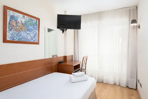 Duerming Longoria Plaza Hotel in Oviedo — foto 5
